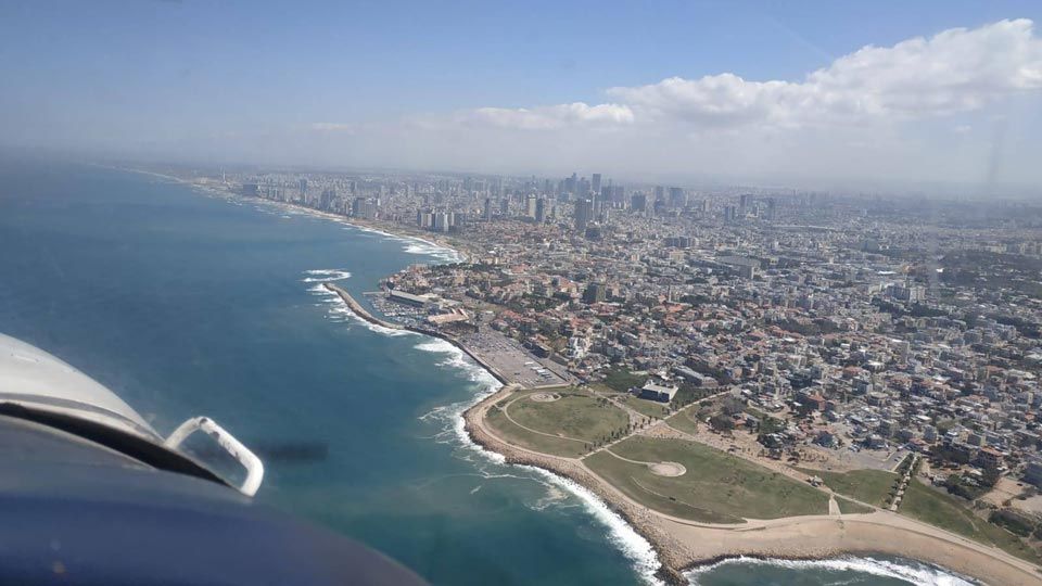 הדרכת טיסה וטיסות | חוויה בשמי הארץ